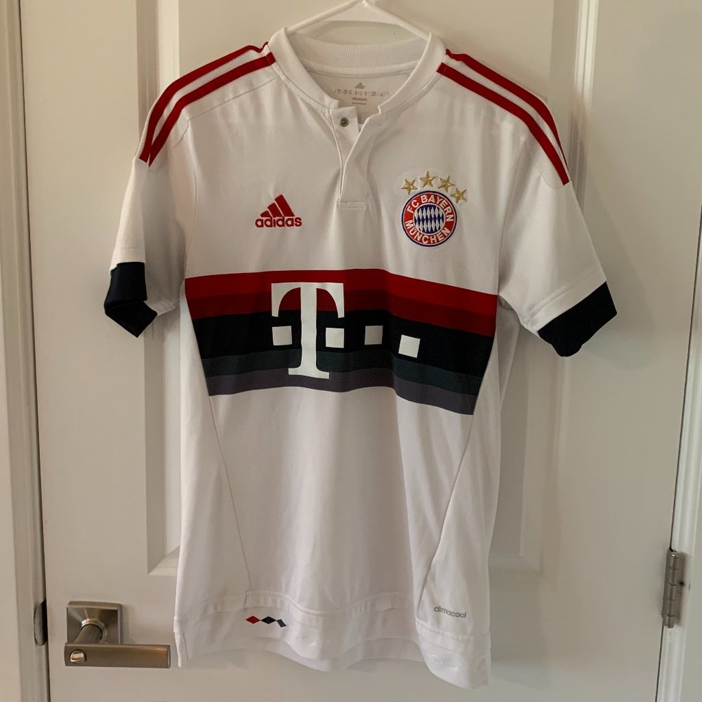 Authentic Adidas FC Bayern Munich Jersey size US S